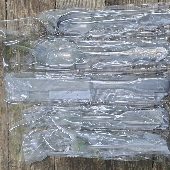 Amazon.com: FORTESSA Ashton 18/10 Stainless Steel Flatware  ♥️BUT 2 GET 1 FREE  FORTESSA Ashton 18/10 Stainless Steel Flatware, 5 Piece